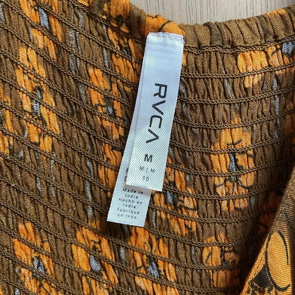 NWT RVCA romper size M - Picture 3 of 5